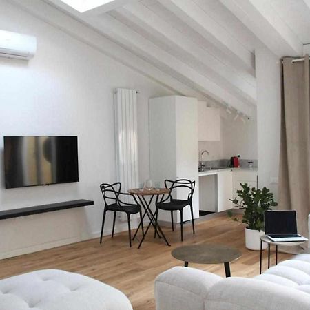 Waterfront Balcony I Grani 4 Resort Style Suite Livorno Buitenkant foto