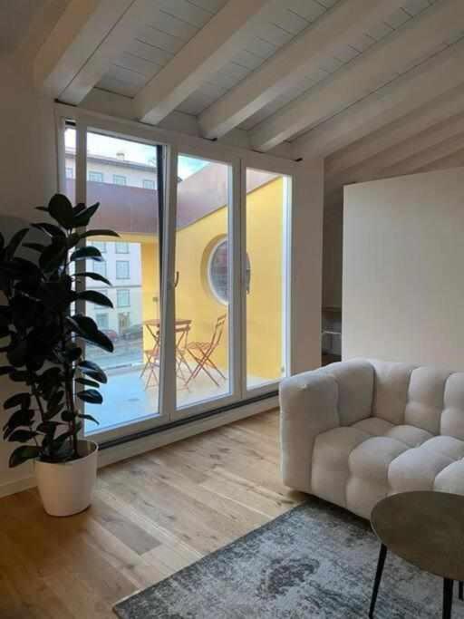 Waterfront Balcony I Grani 4 Resort Style Suite Livorno Buitenkant foto